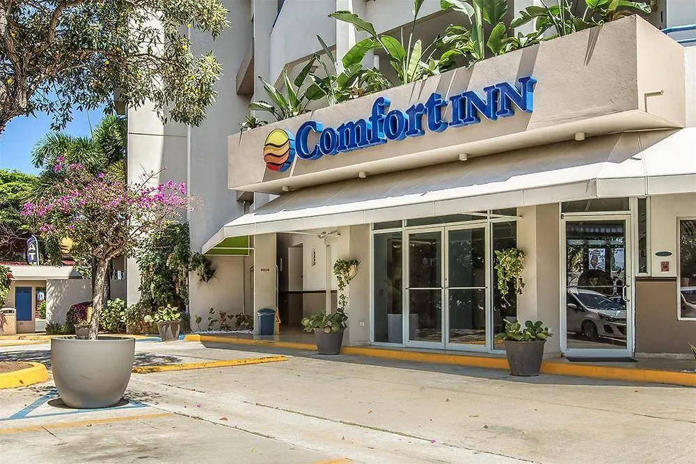 Hotel Comfort Inn & Suites Levittown